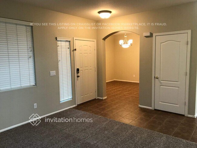 Photo - 16647 W Garfield St