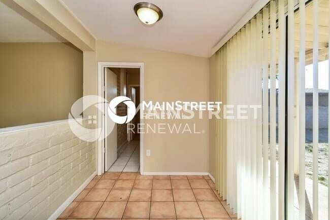 Photo - 2 Bedroom Pet-Friendly Home in Tucson, AZ with Main Street Renewal