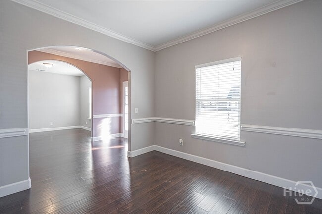 Photo - 100 Springcreek Ln