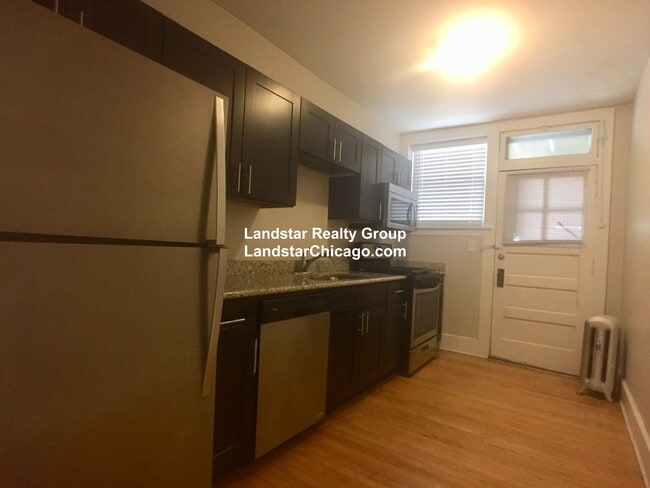 Photo - 2261 W Eastwood Ave Unit 1W