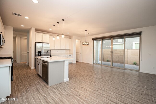 Photo - 1941 W Holden Dr