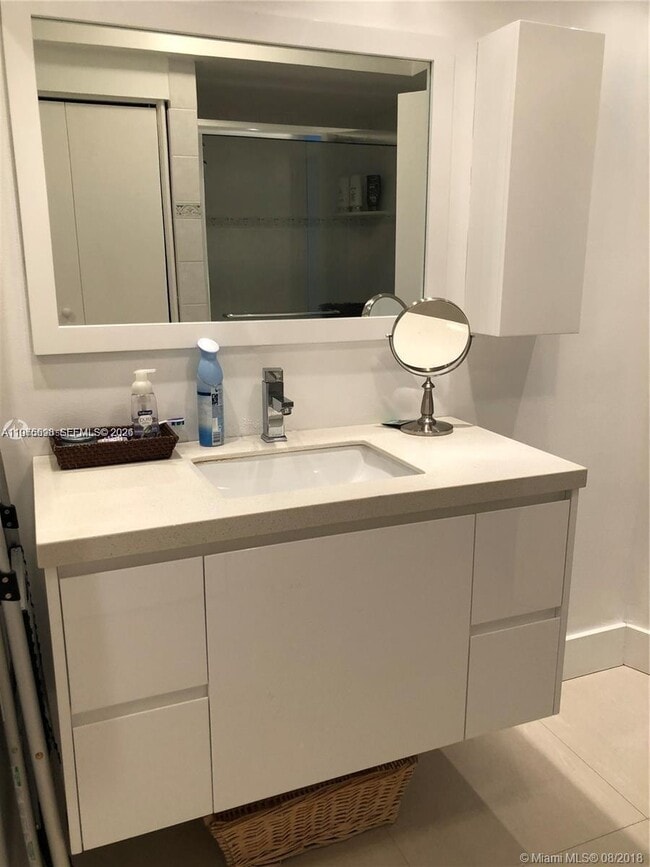 Photo - 20281 E Country Club Dr Unit 611