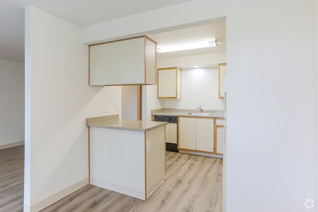 1BR, 1BA - 720SF