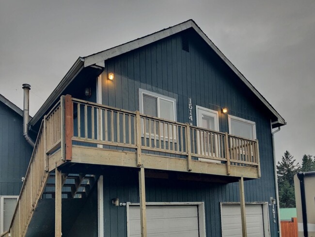 Photo - 1514 Lynden Way