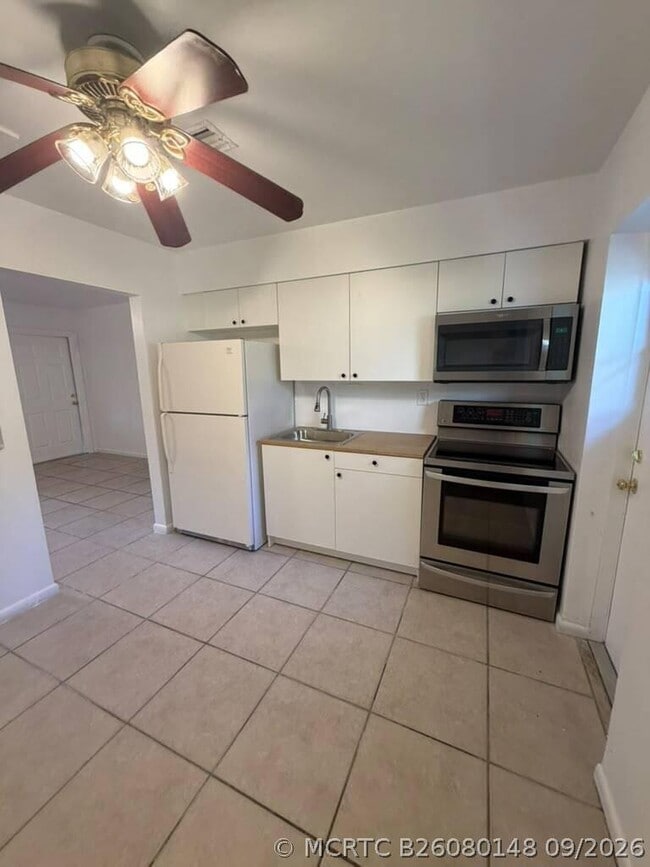 410 NE 12th Ave
