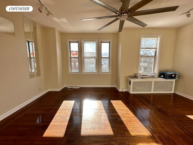 Photo - 61-45 56th St