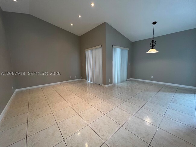 1591 Springside Dr