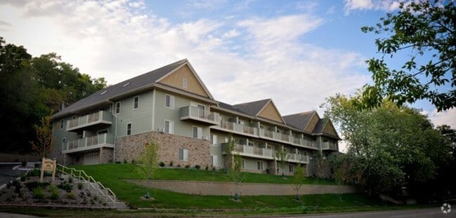 Ridge View Apartments - Ridge View Apartments