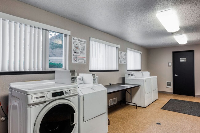 Photo - Parkmeadow Apartments