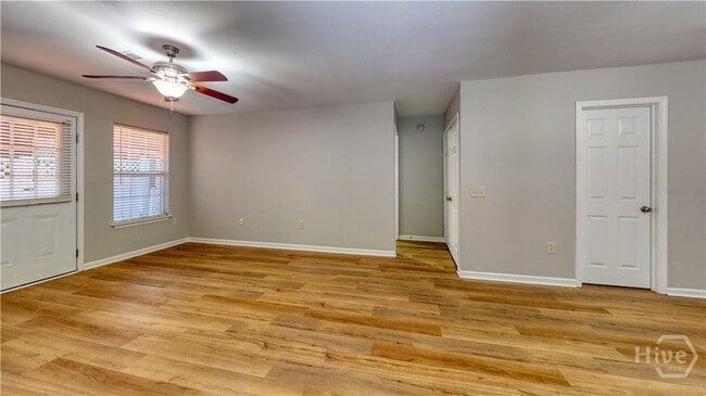 Photo - 5018 Winfield Dr