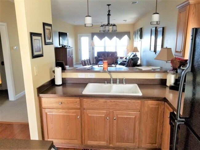 Photo - 615 Ballard Ln