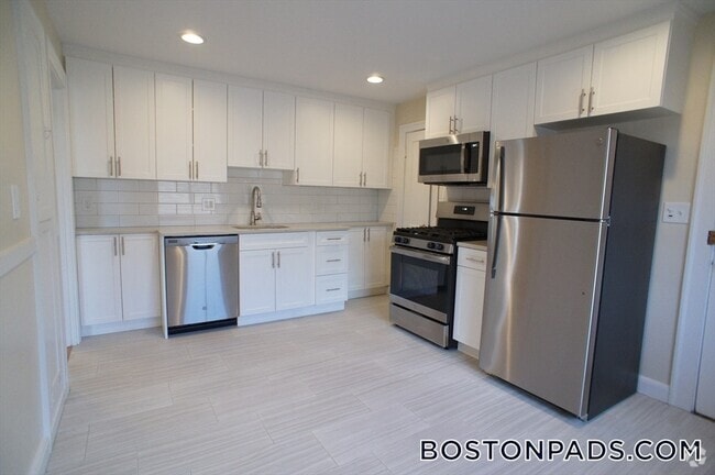 Building Photo - 429 Newport Ave Rental