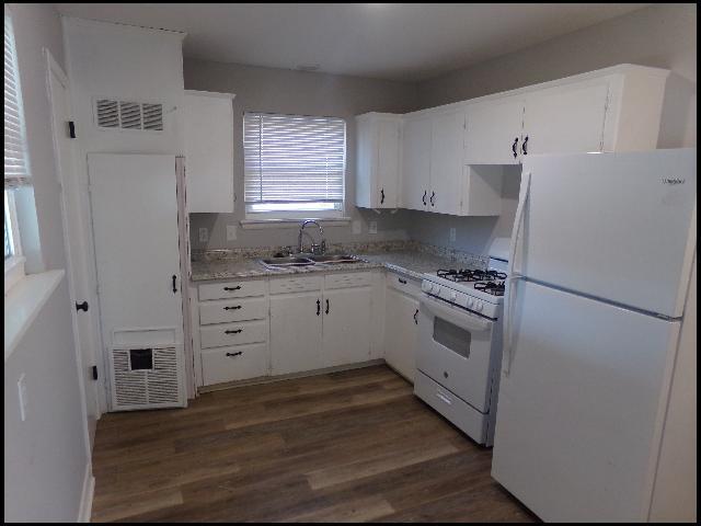 Photo - 7524 Knollwood Rd