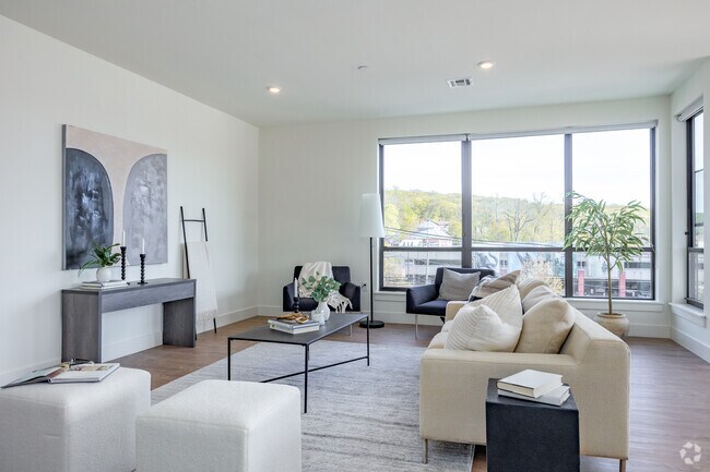 2BR, 2BA