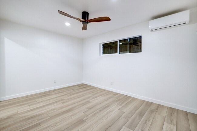 Photo - 3403 Audubon Pl Unidad 2