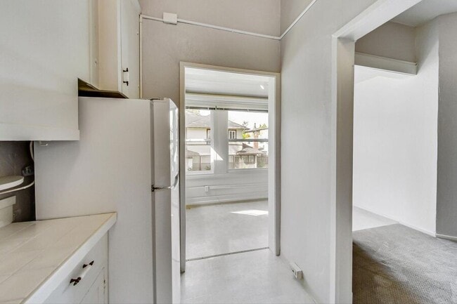 Photo - 159 Emerson St Unit 05