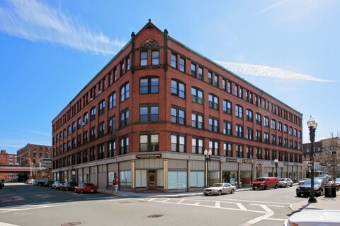 Photo - Pevear Building