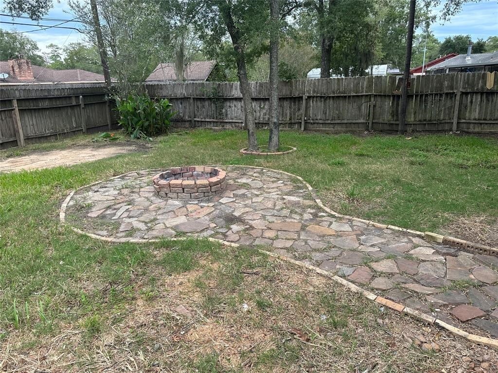 Photo - 228 Oak Manor Dr