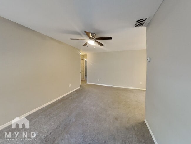 Photo - 6245 29th Way N