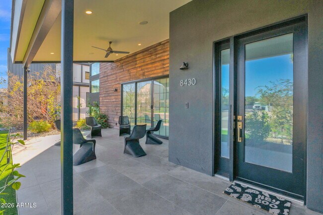 Photo - 8430 S 10th Ln