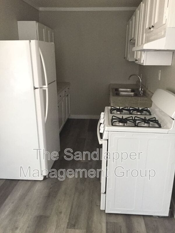 Photo - 1927 Iron St