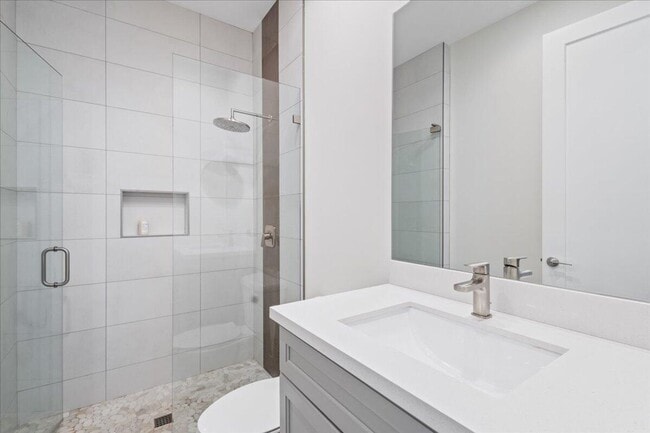 Photo - 15377 Green River Ct