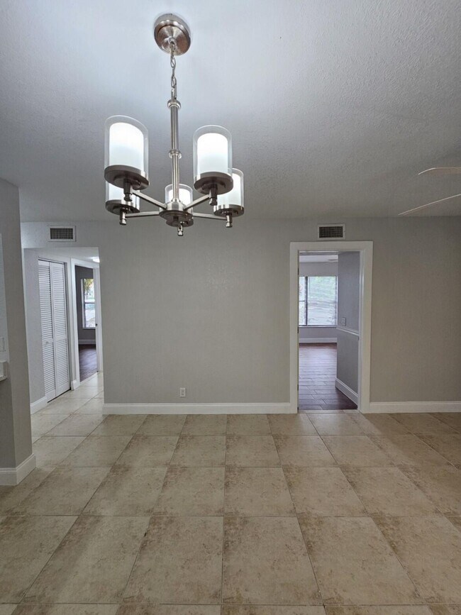Photo - 1681 Balfour Point Dr Unidad A