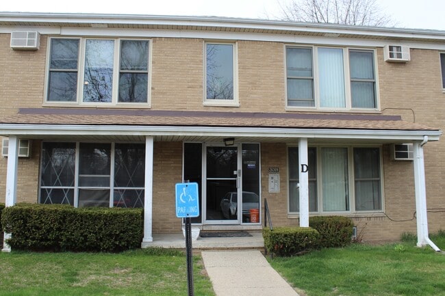 Photo - 26309 W 7 Mile Rd Unit 224