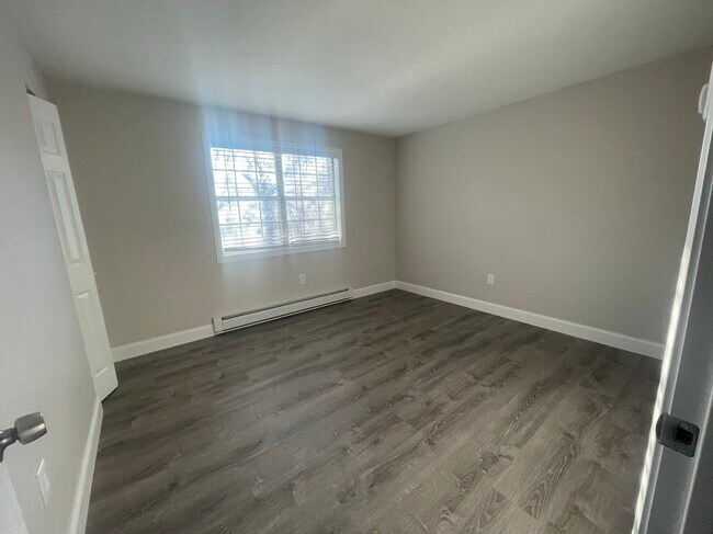 799 Farm Rd