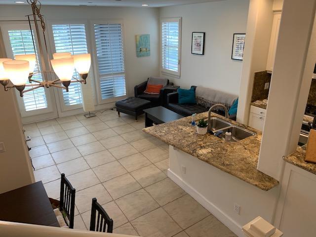 open floor plan liv, dr, kit - 5511 W 149th Pl Unidad 9