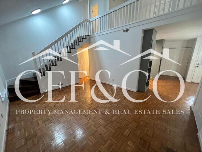 Photo - 113 Inwood Ct