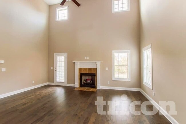Photo - 1509 Burrows Ave