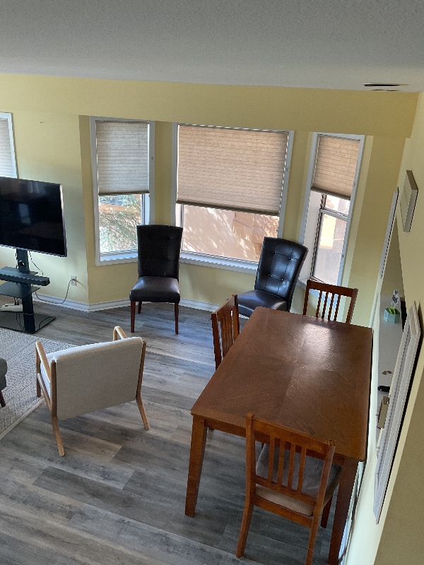 Photo - 460 Moonridge Dr