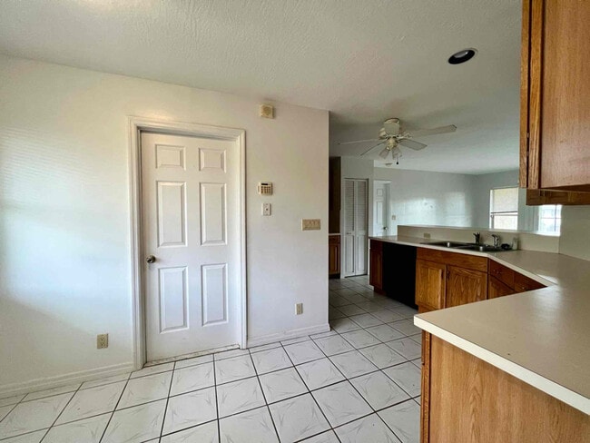 Photo - 2164 W Silver Hill Ln Unit 1