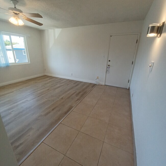 Photo - 1321 W North St