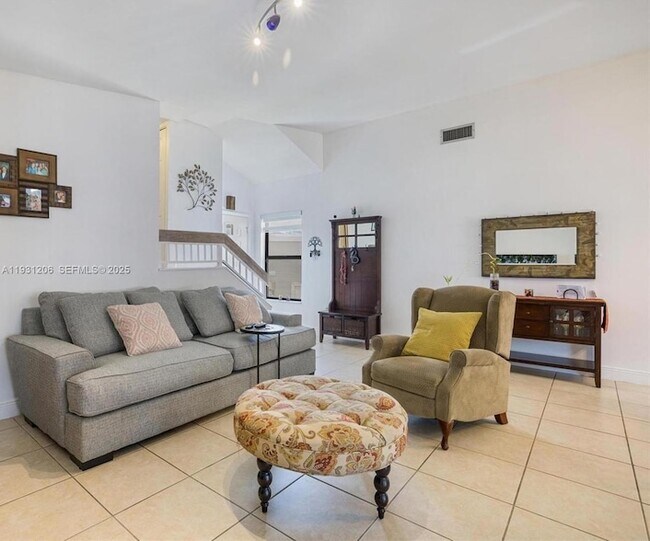 Photo - 10059 SW 218th St