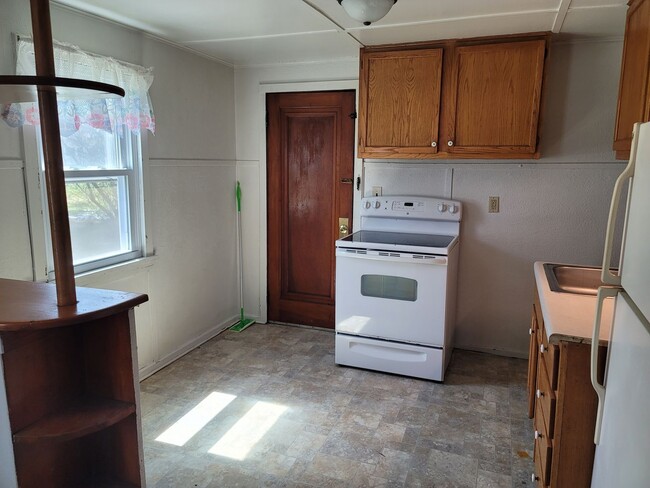 Photo - 1 Bed 1 Bath Single Family Home in Wisconsin Rapids
