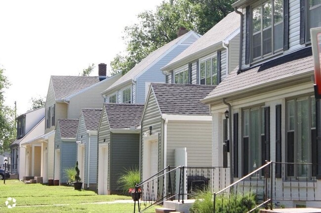 Edgemoor Townhomes