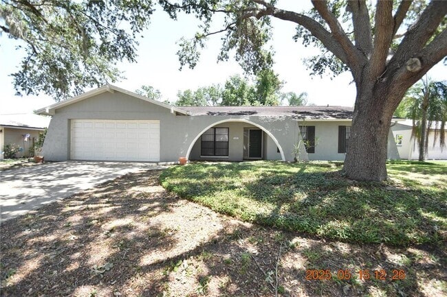 Building Photo - 4008 Briarlake Dr Rental