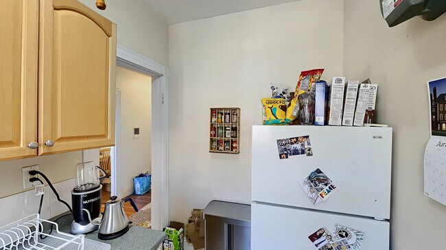 Photo - 50 Quint Ave Unidad #8