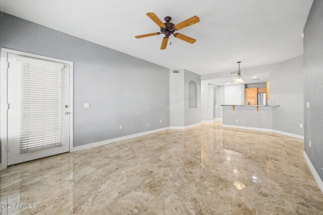 5450 E Deer Valley Dr Unit 1006