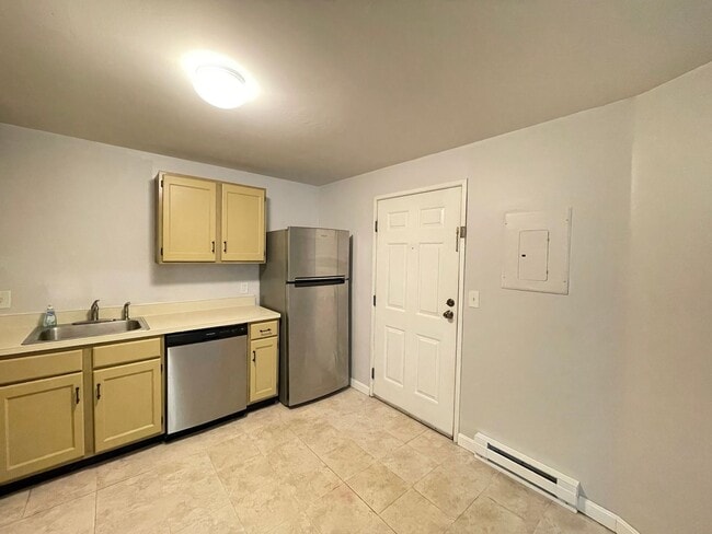 Photo - 12 East Side Dr Unit 209