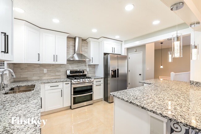 Photo - 1206 Woodington Cir