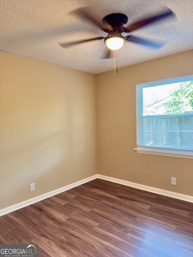Photo - 114 Dogwood Cir