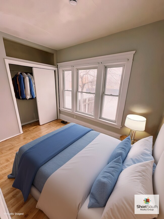 Building Photo - 121 Island Ave Unit 123Lower Rental