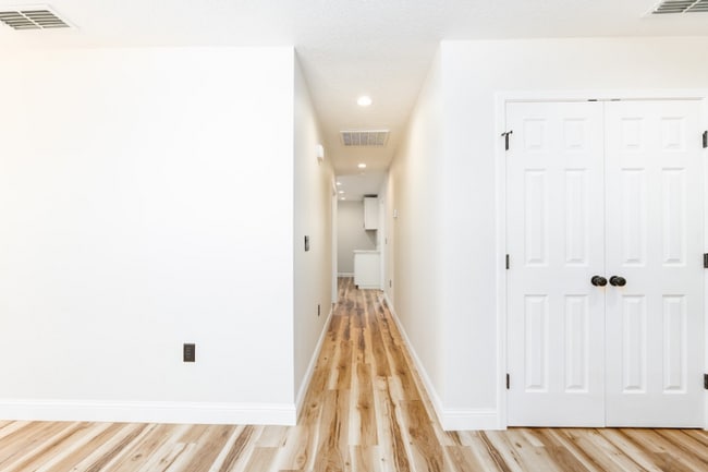 3508 Ethan Ave Unit A (NO KEY#)