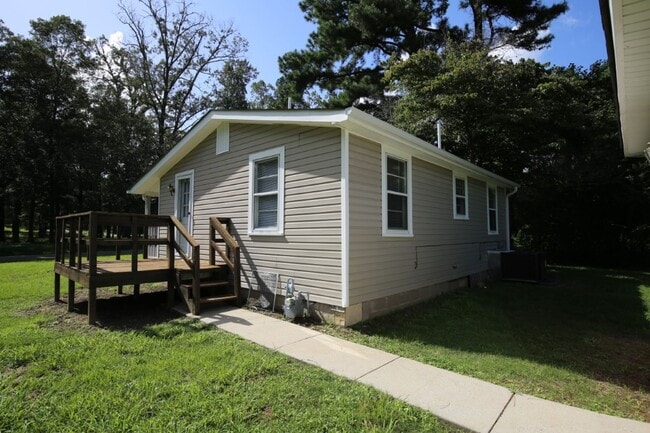 Photo - Charming 2-Bedroom Home with Modern Updates in Concord/Rock Creek Area"