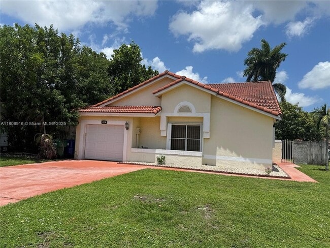 Photo - 18645 NW 54th Ct House