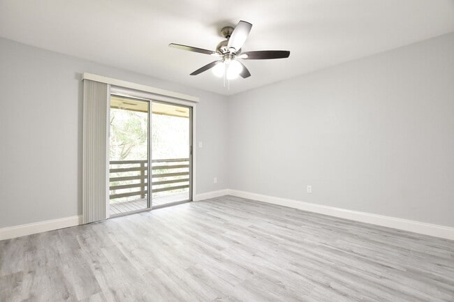 Photo - 3650 SW 20th Ave Unidad 12