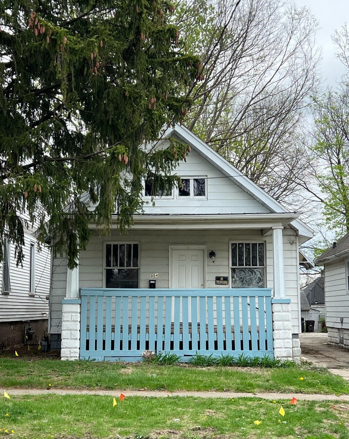 Photo - 814 W McClure Ave